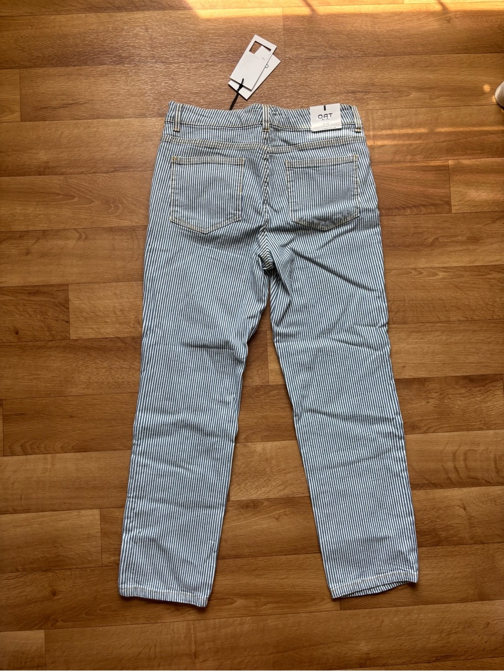 Oat New York Straight-Leg Jeans in Blue & White Stripes - Picture 3 of 12